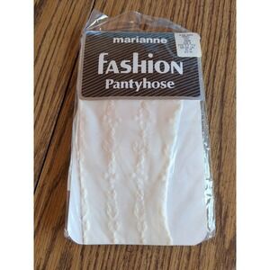 New Vintage Marianne Fashion Pantyhose Size B Ultra Sheer Cream Scroll